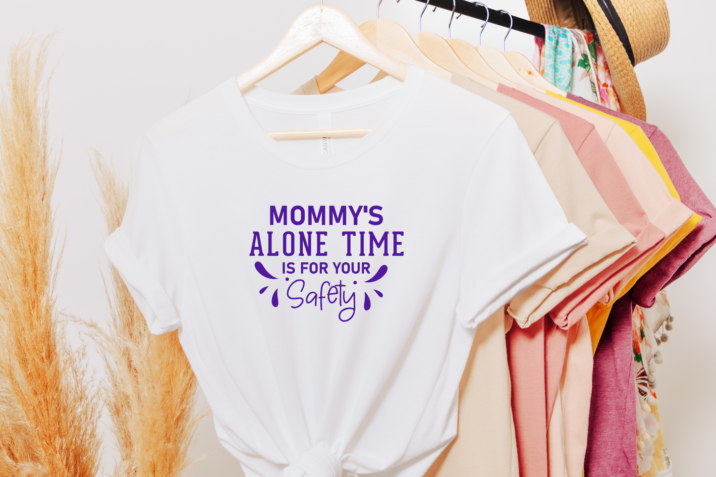 Mommy Alone time... Premium T-Shirt